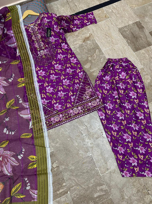 3 pcs women's stitched Lawn sequines Embroidered suit